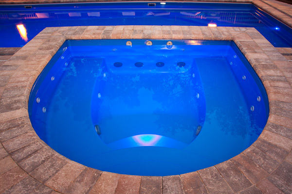 integrated fiberglass spa